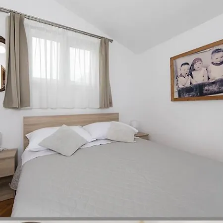 Milkovic Apartment Tucepi