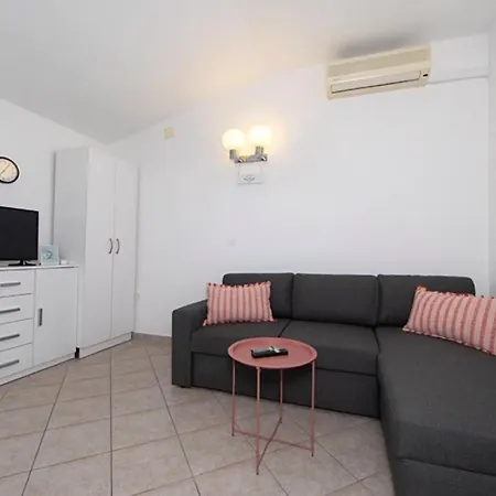 Milkovic Apartment *